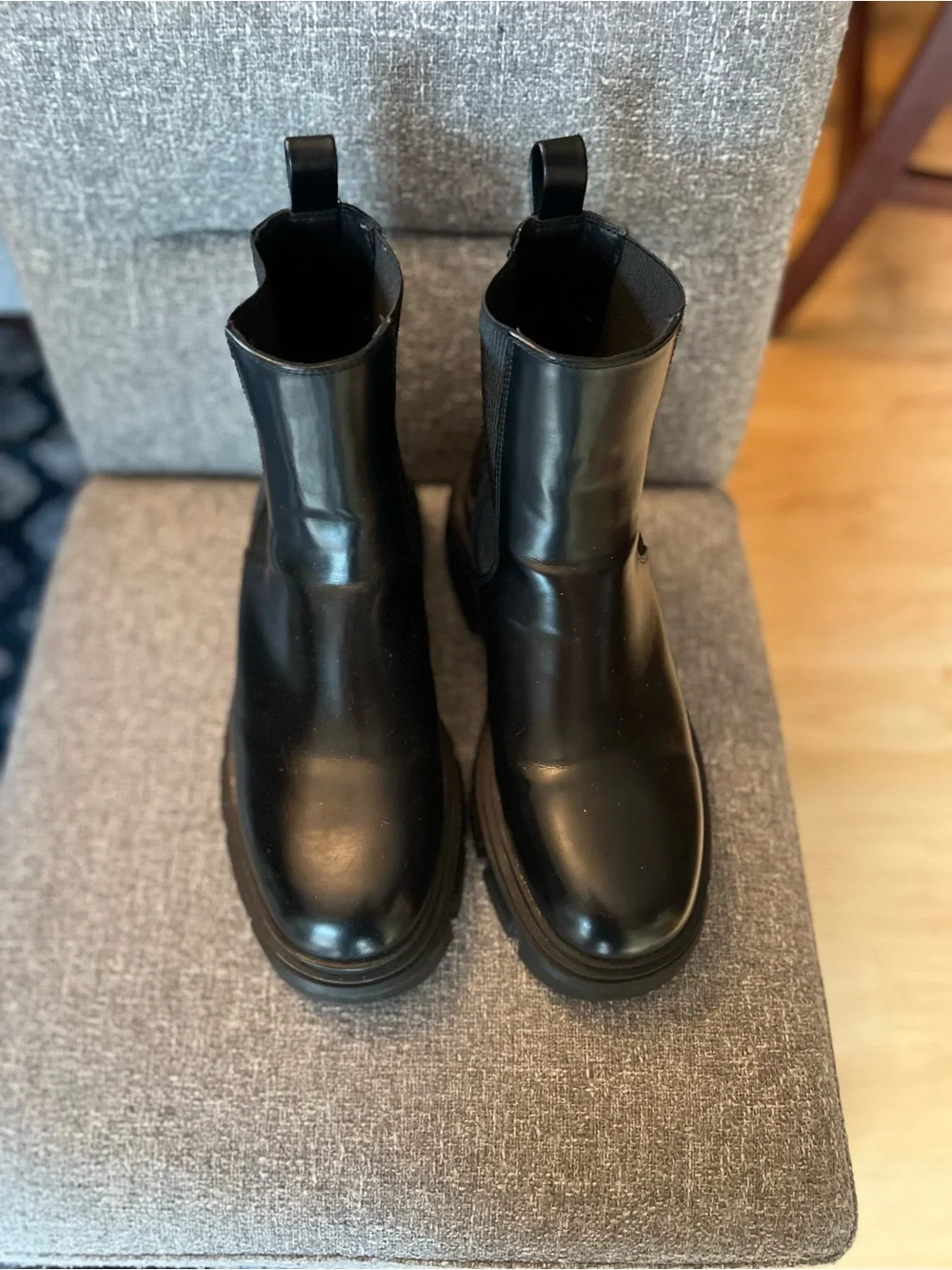 Zara Black Men Chunky Chelsea Ankle Boot